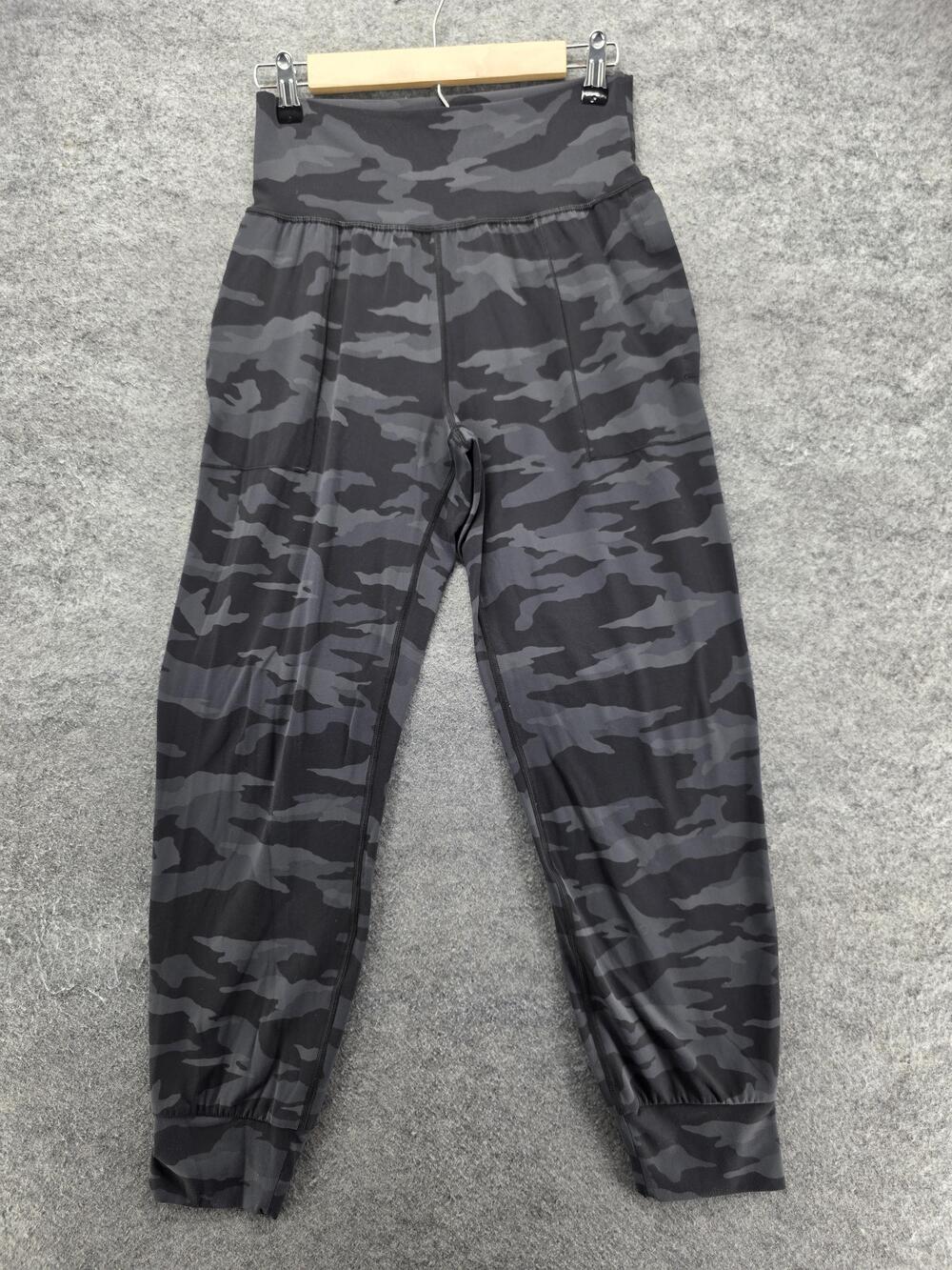 Athleta Jogger Womens S Gray Salutation Camo Elastic Waist 30.5 Inseam